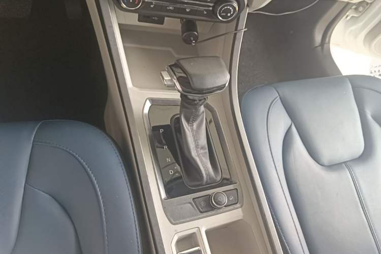 Used Chery Tiggo 3X 2023 1.5L CVT Fashion Edition Gear Lever