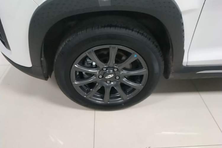 Used Chery Tiggo 3X 2023 1.5L CVT Fashion Edition Left Front Wheel Hub