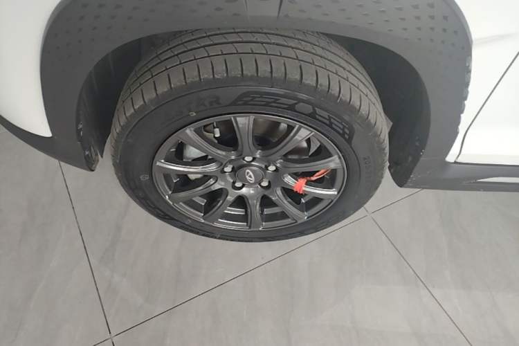 Used Chery Tiggo 3X 2023 1.5L CVT Fashion Edition Left Front Wheel Hub