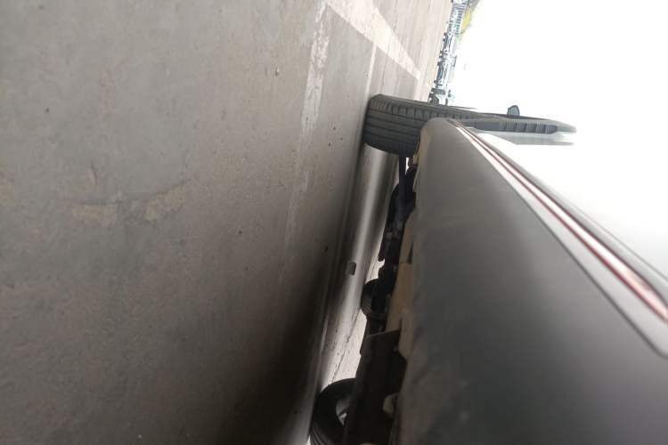 Used Chery Tiggo 3X 2023 1.5L CVT Shining Edition Left Side Sill