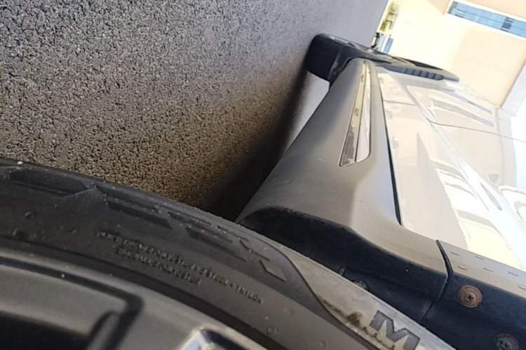 Used Chery Tiggo 3X 2023 1.5L CVT Fashion Edition Left Side Sill