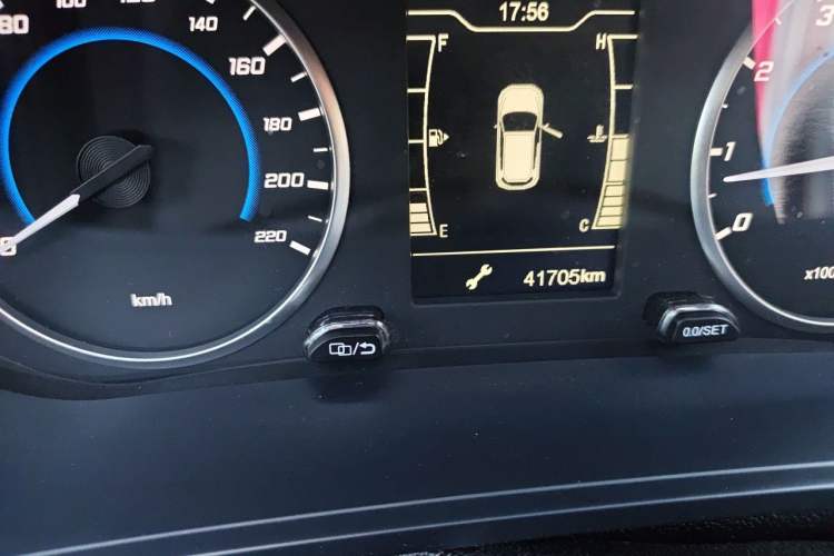 Used Chery Tiggo 3X 2023 1.5L Manual Fashion Edition Odometer Close Up