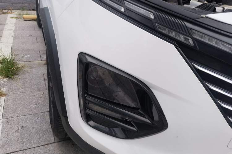 Used Chery Tiggo 3X 2023 1.5L CVT Fashion Edition Right Front Headlight