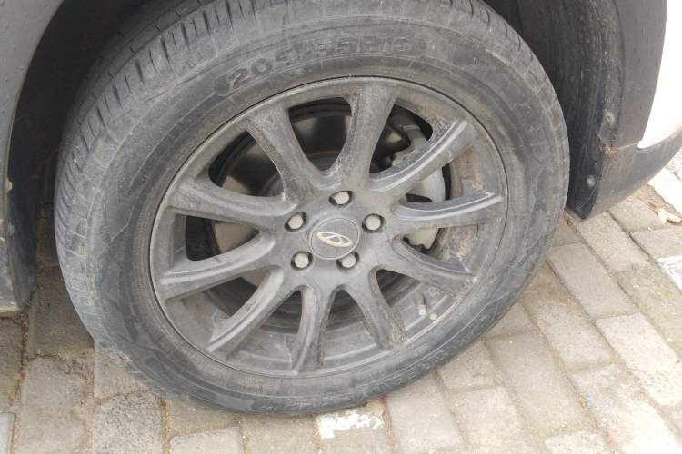 Used Chery Tiggo 3X 2023 1.5L CVT Fashion Edition Right Front Wheel Hub