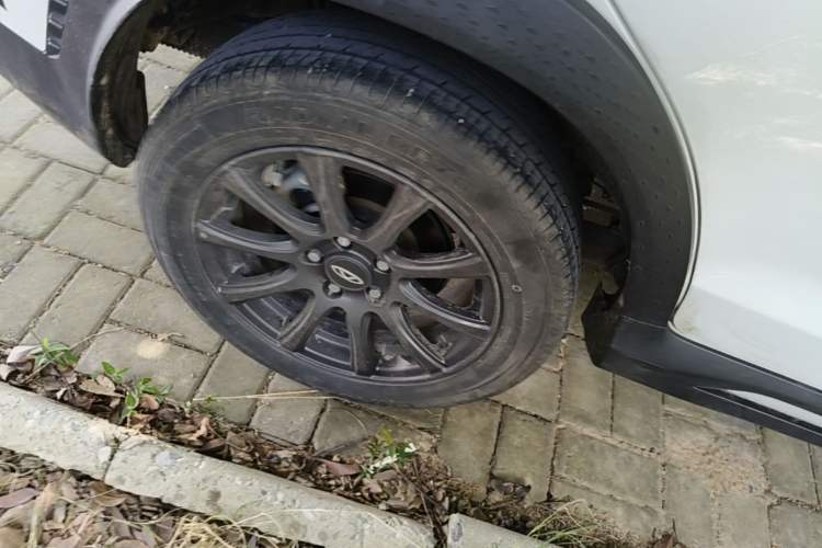 Used Chery Tiggo 3X 2023 1.5L CVT Fashion Edition Right Rear Wheel Hub