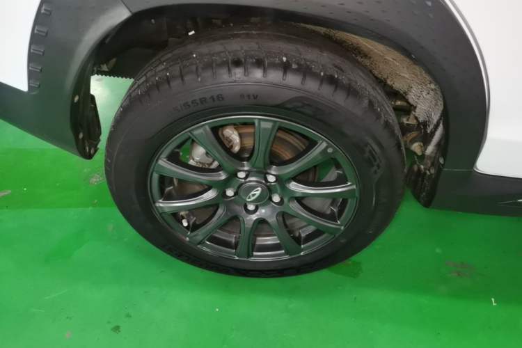 Used Chery Tiggo 3X 2023 1.5L CVT Elite Edition Right Rear Wheel Hub