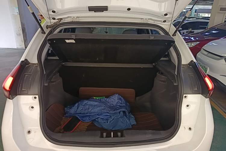 Used Chery Tiggo 3X 2023 1.5L CVT Fashion Edition Trunk