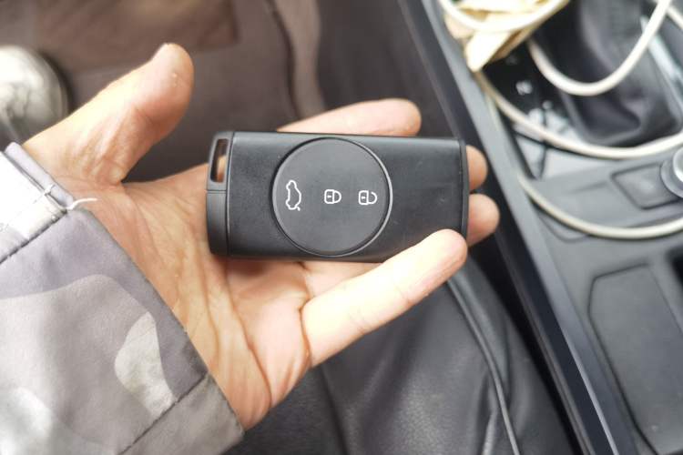 Used Chery Tiggo 3X 2024 1.5L CVT Excellence Edition Vehicle Key