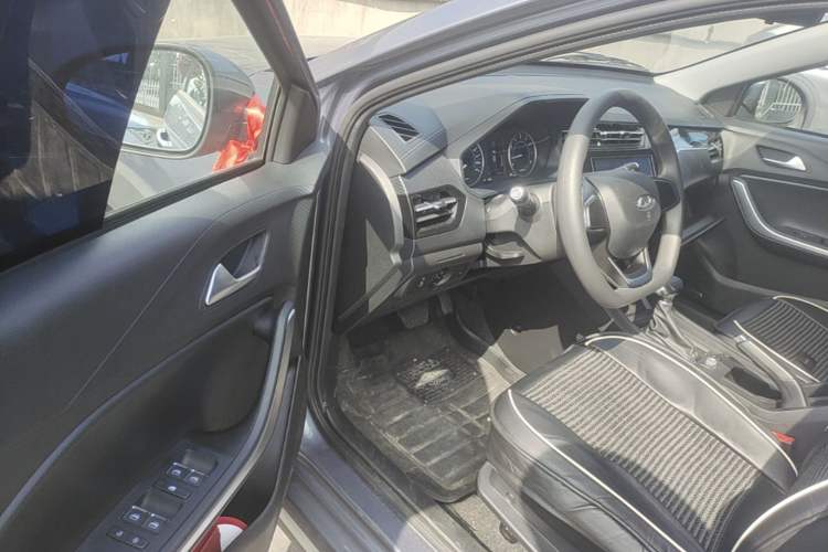 Used Chery Tiggo 3X 2024 1.5L CVT Excellence Edition Driver Seat