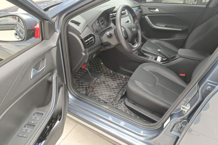 Used Chery Tiggo 3X 2024 1.5L CVT Excellence Edition Driver Seat