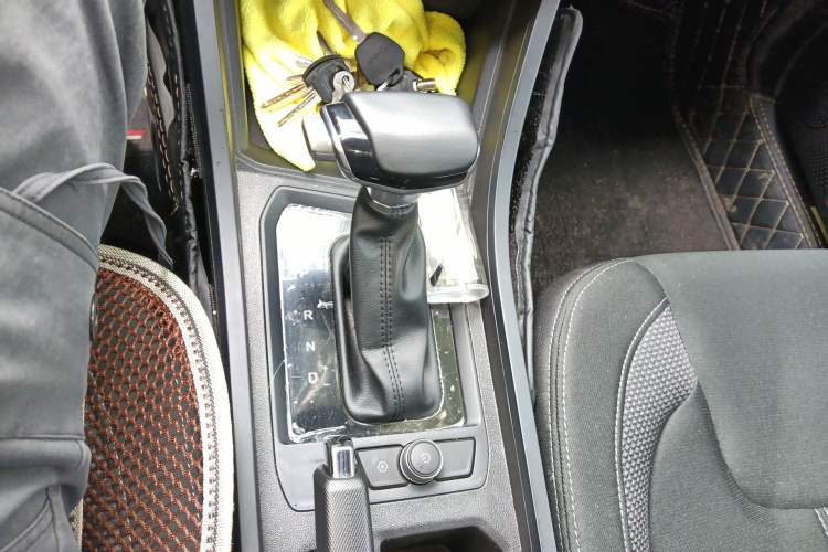 Used Chery Tiggo 3X 2024 1.5L CVT Excellence Edition Gear Lever