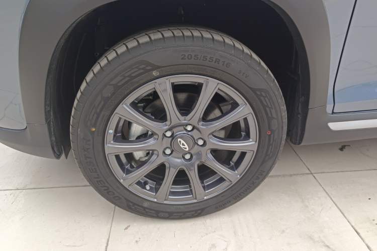 Used Chery Tiggo 3X 2024 1.5L CVT Excellence Edition Left Front Wheel Hub