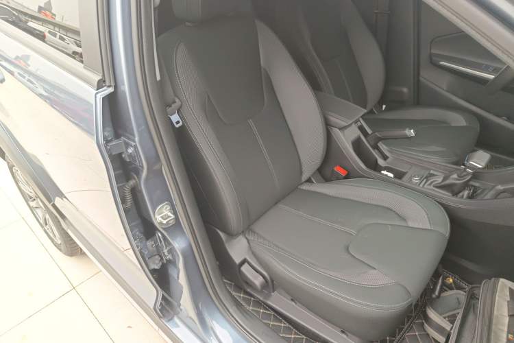 Used Chery Tiggo 3X 2024 1.5L CVT Excellence Edition Right Front Seat
