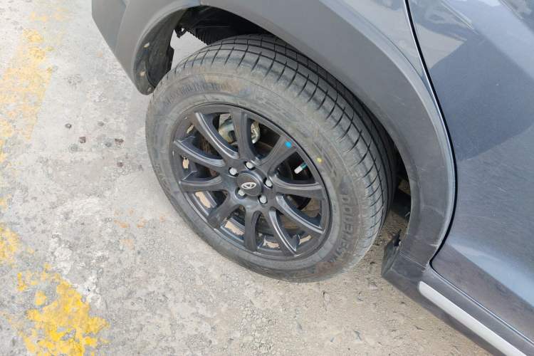 Used Chery Tiggo 3X 2024 1.5L CVT Excellence Edition Right Rear Wheel Hub