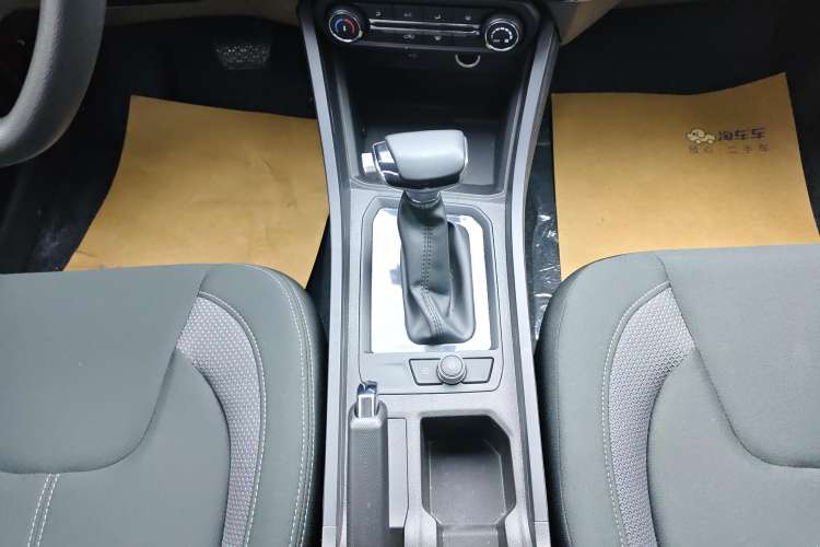 Used Chery Tiggo 3X 2024 1.5L CVT Excellence Edition Gear Lever