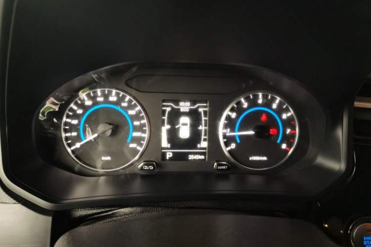 Used Chery Tiggo 3X 2024 1.5L CVT Excellence Edition Odometer Close Up