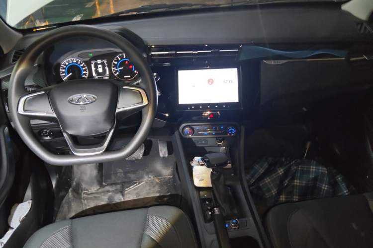 Used Chery Tiggo 3X 2024 1.5L CVT Excellence Edition Center Console