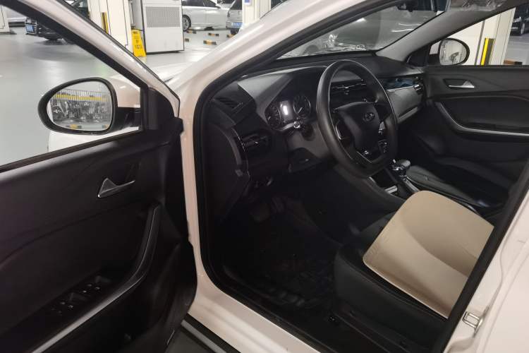 Used Chery Tiggo 3X 2024 1.5L CVT Excellence Edition Driver Seat