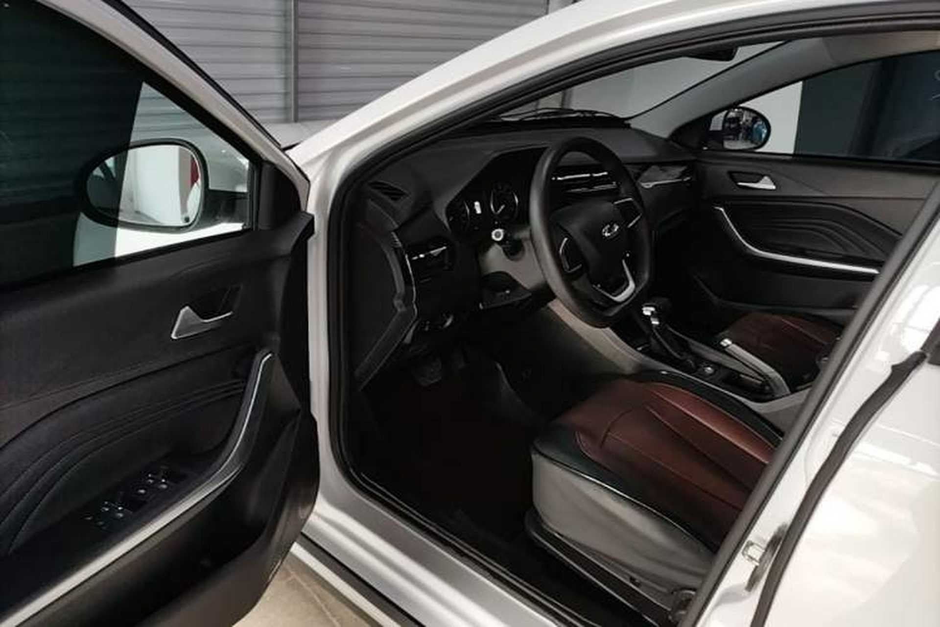 Used Chery Tiggo 3X 2024 1.5L CVT Excellence Edition Driver Seat