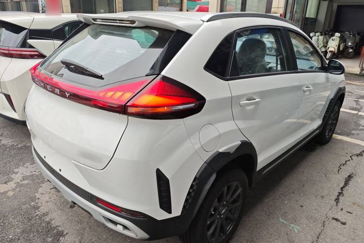 Used Chery Tiggo 3X 2024 People's Benefit Edition 1.5L CVT Fashionable Version Exterior 5
