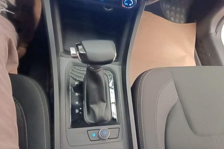 Used Chery Tiggo 3X 2024 1.5L CVT Excellence Edition Gear Lever