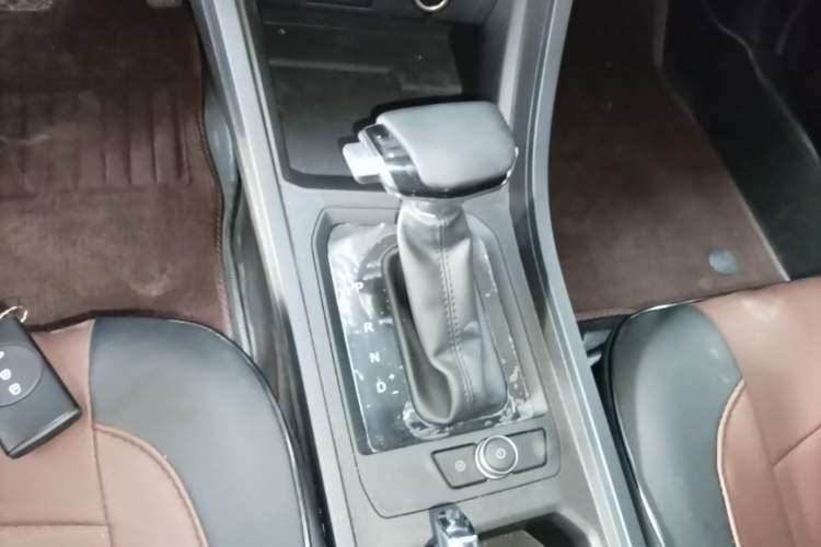 Used Chery Tiggo 3X 2024 1.5L CVT Excellence Edition Gear Lever