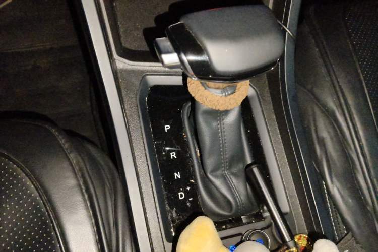 Used Chery Tiggo 3X 2024 1.5L CVT Excellence Edition Gear Lever