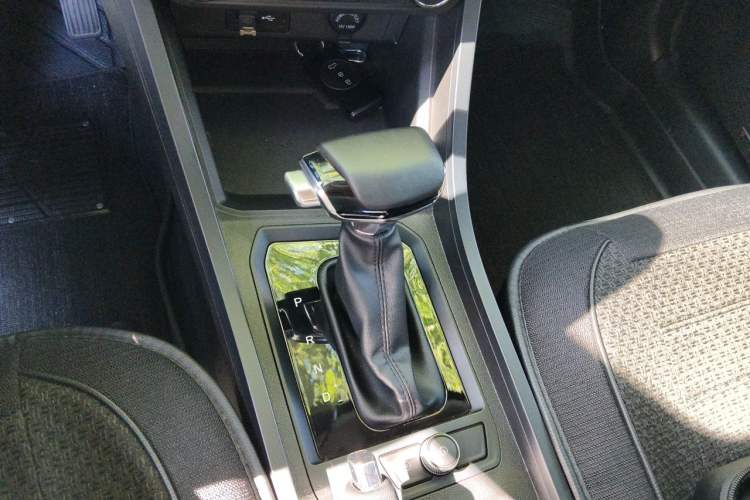Used Chery Tiggo 3X 2024 1.5L CVT Excellence Edition Gear Lever