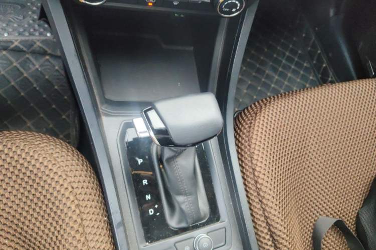 Used Chery Tiggo 3X 2024 1.5L CVT Excellence Edition Gear Lever