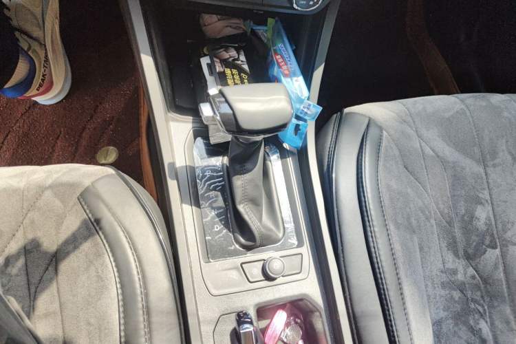 Used Chery Tiggo 3X 2024 1.5L CVT Excellence Edition Gear Lever