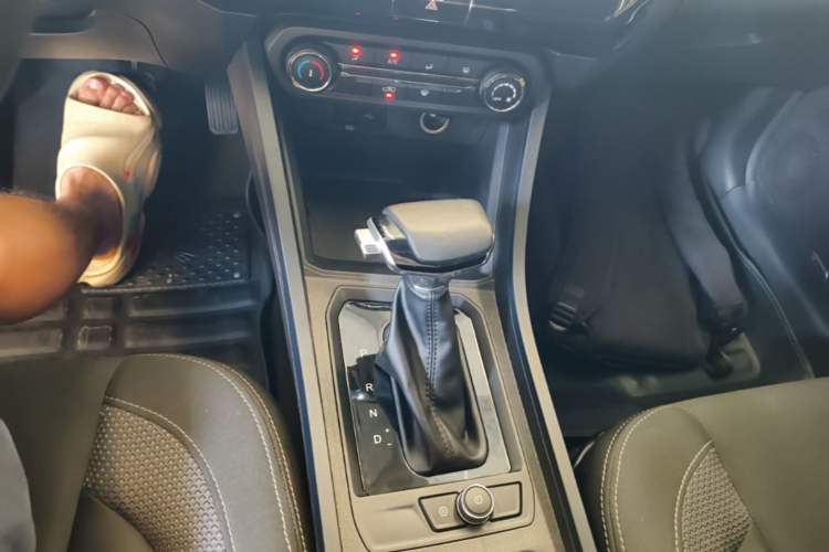Used Chery Tiggo 3X 2024 1.5L CVT Excellence Edition Gear Lever