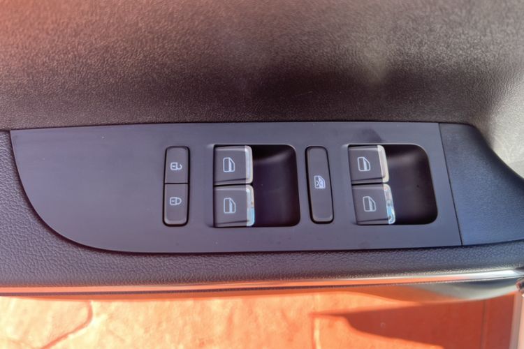 Used Chery Tiggo 3X 2024 1.5L CVT Excellence Edition Interior 12