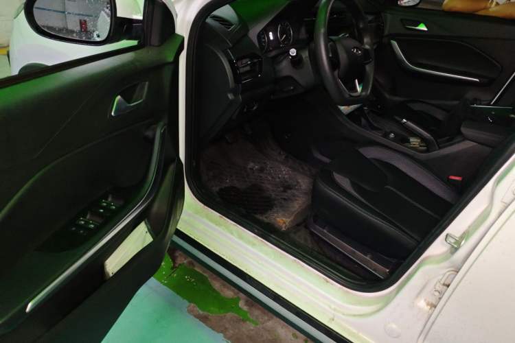 Used Chery Tiggo 3X 2024 1.5L CVT Excellence Edition Interior 3