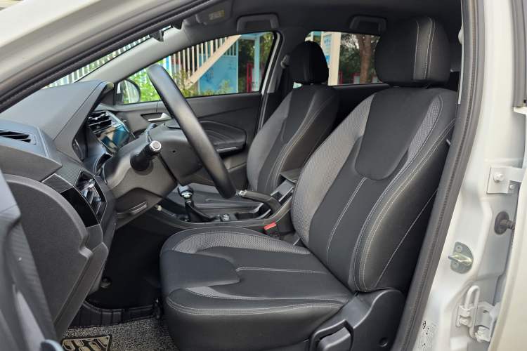 Used Chery Tiggo 3X 2024 1.5L CVT Excellence Edition Interior 4