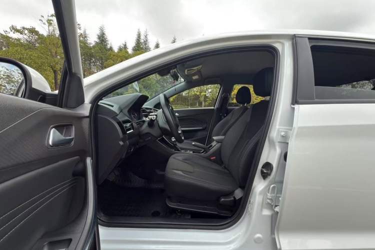 Used Chery Tiggo 3X 2024 1.5L CVT Excellence Edition Interior 5