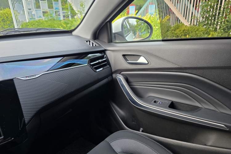 Used Chery Tiggo 3X 2024 1.5L CVT Excellence Edition Interior 6