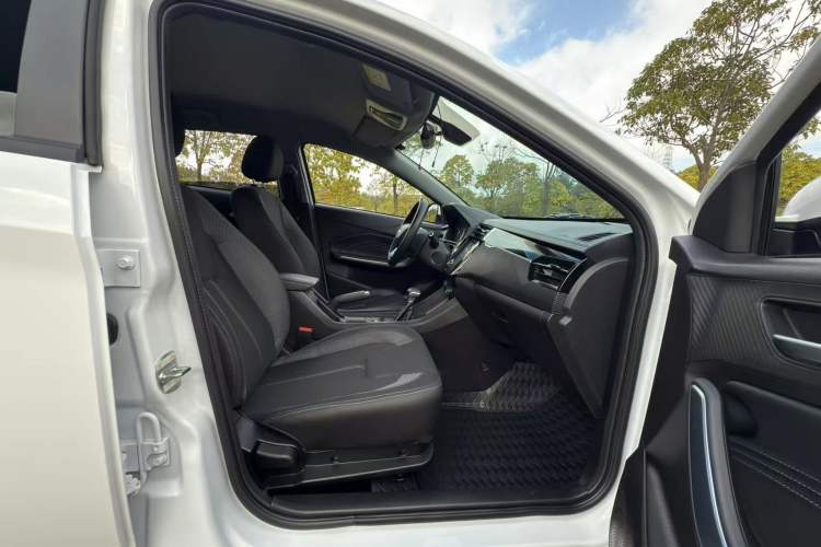 Used Chery Tiggo 3X 2024 1.5L CVT Excellence Edition Interior 8