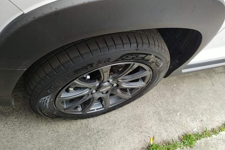 Used Chery Tiggo 3X 2024 1.5L CVT Excellence Edition Left Front Wheel Hub