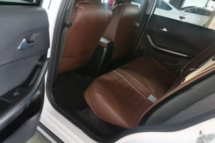 Used Chery Tiggo 3X 2024 1.5L CVT Excellence Edition Left Rear Seat
