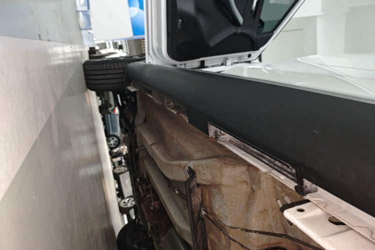 Used Chery Tiggo 3X 2024 1.5L CVT Excellence Edition Left Side Sill