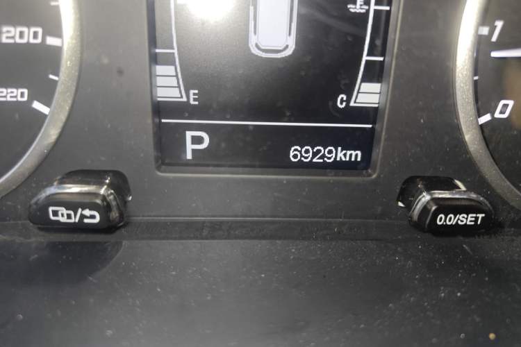 Used Chery Tiggo 3X 2024 1.5L CVT Excellence Edition Odometer Close Up