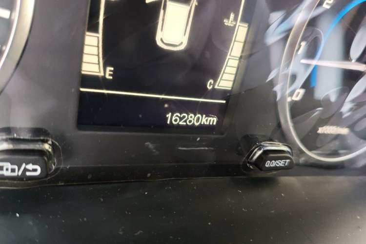 Used Chery Tiggo 3X 2024 Humin Edition 1.5L Manual Fashion Model Odometer Close Up