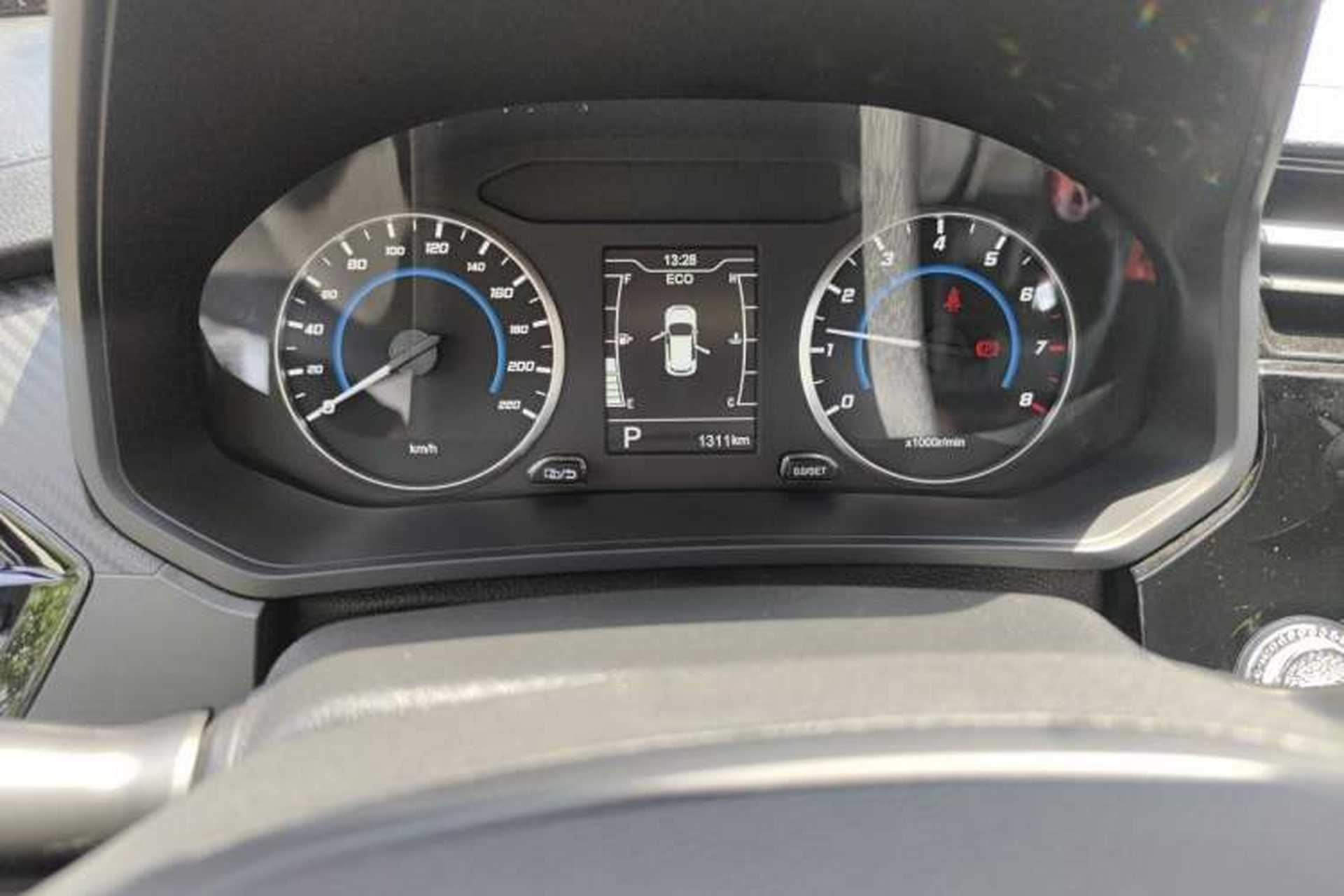 Used Chery Tiggo 3X 2024 1.5L CVT Excellence Edition Odometer Close Up
