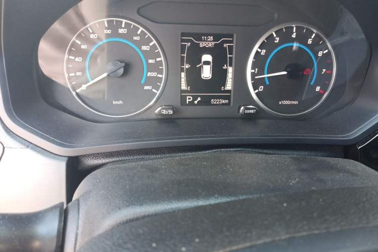 Used Chery Tiggo 3X 2024 1.5L CVT Excellence Edition Odometer Close Up