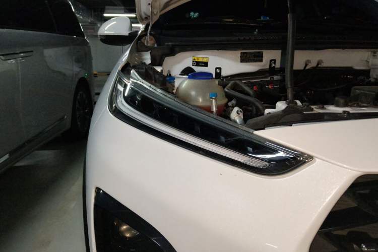 Used Chery Tiggo 3X 2024 1.5L CVT Excellence Edition Right Front Headlight