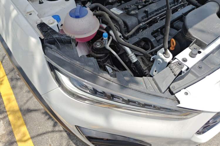 Used Chery Tiggo 3X 2024 1.5L CVT Excellence Edition Right Front Headlight