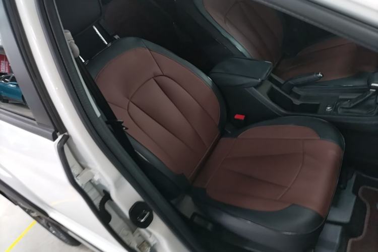 Used Chery Tiggo 3X 2024 1.5L CVT Excellence Edition Right Front Seat