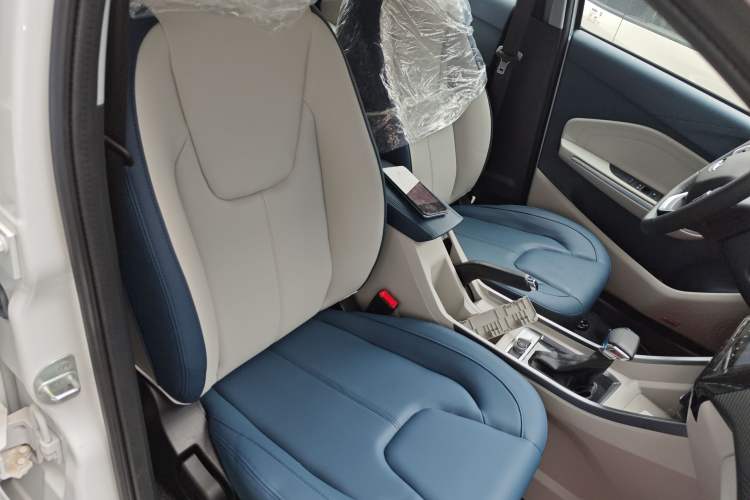 Used Chery Tiggo 3X 2024 People's Benefit Edition 1.5L CVT Fashionable Version Right Front Seat