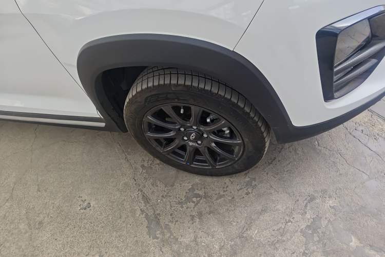 Used Chery Tiggo 3X 2024 1.5L CVT Excellence Edition Right Front Wheel Hub