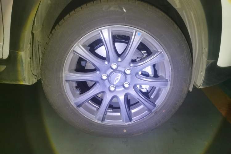 Used Chery Tiggo 3X 2024 1.5L CVT Excellence Edition Right Front Wheel Hub